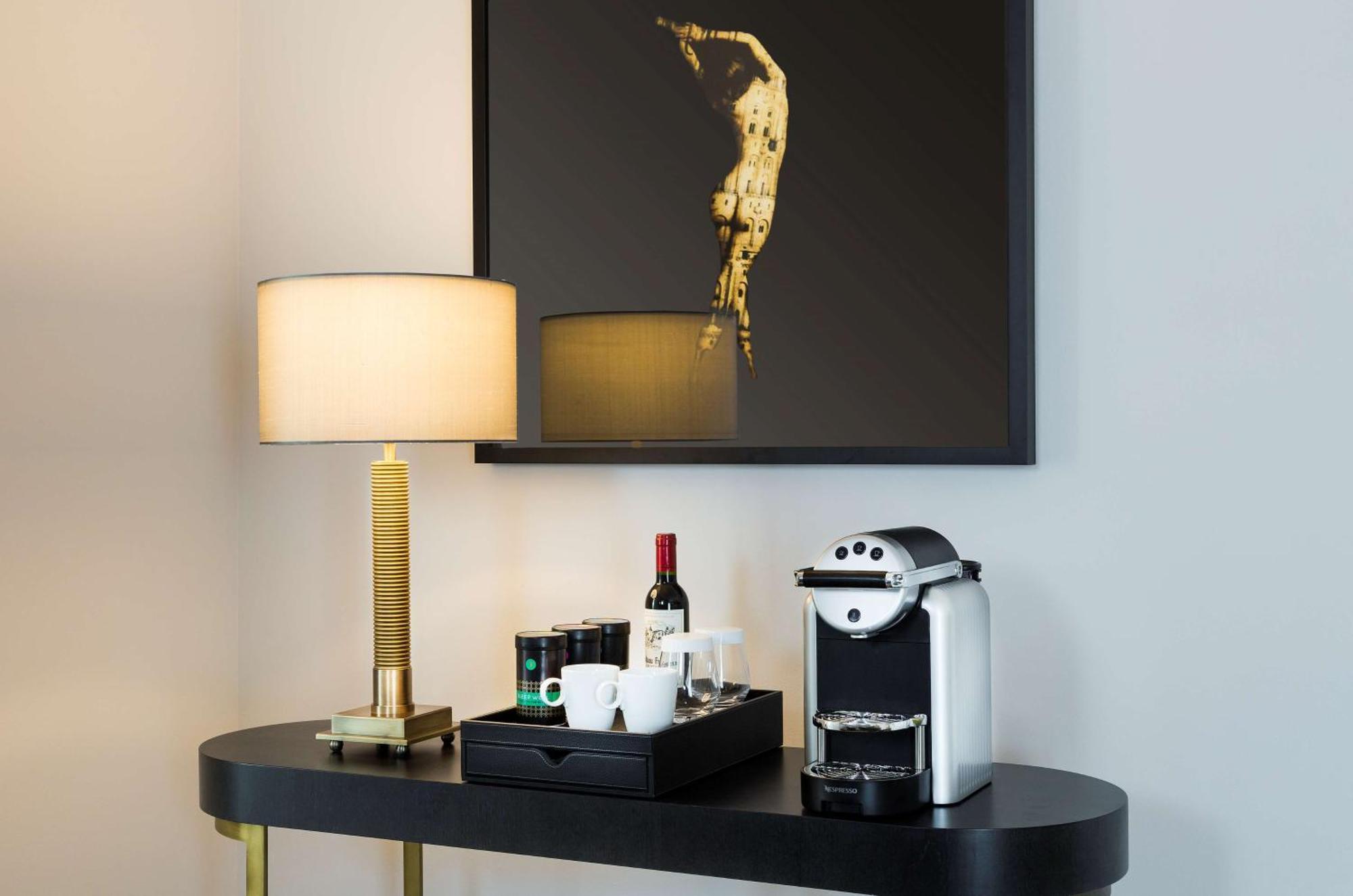 Готель Hilton Paris Opera Екстер'єр фото