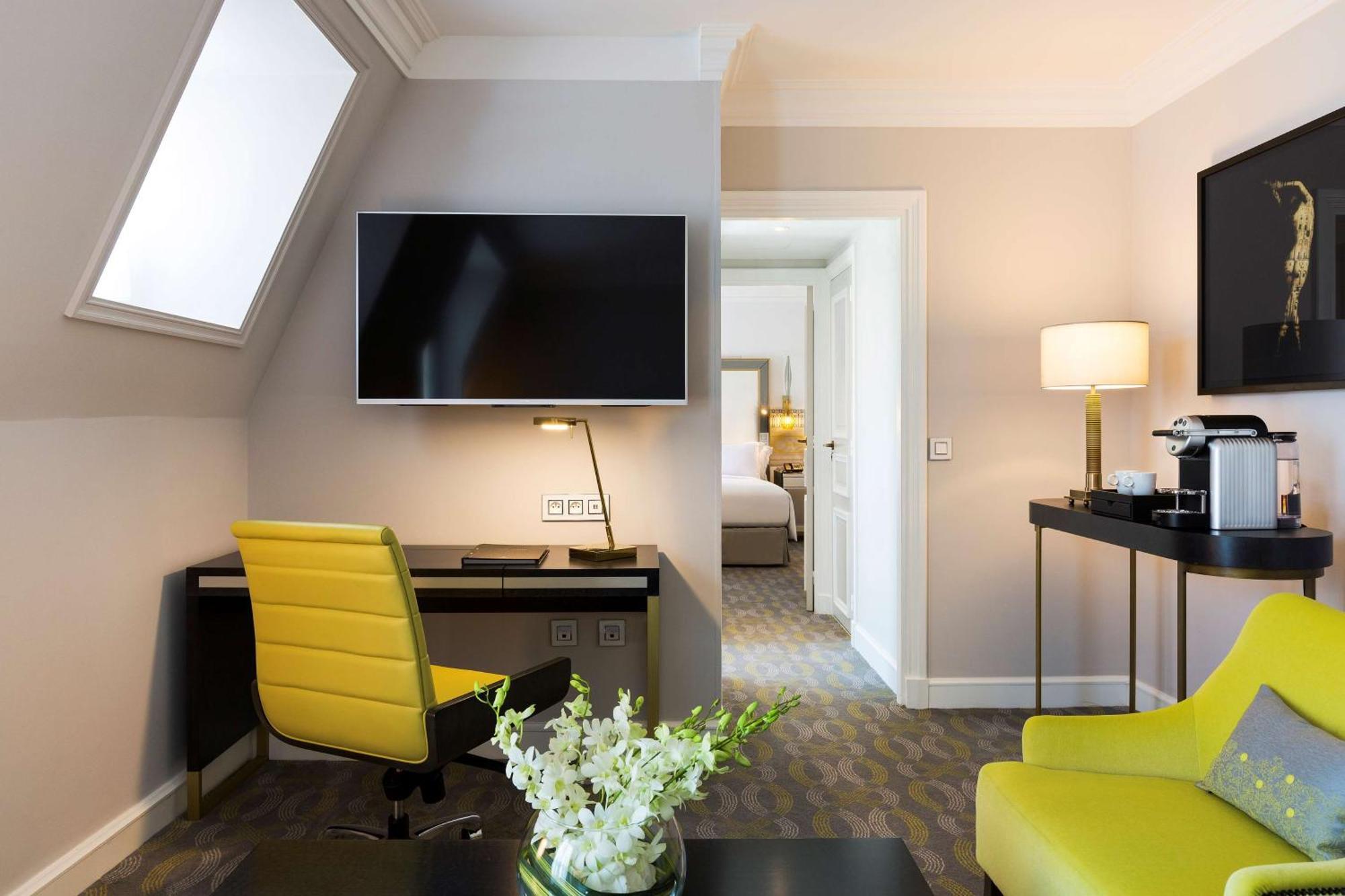 Готель Hilton Paris Opera Екстер'єр фото